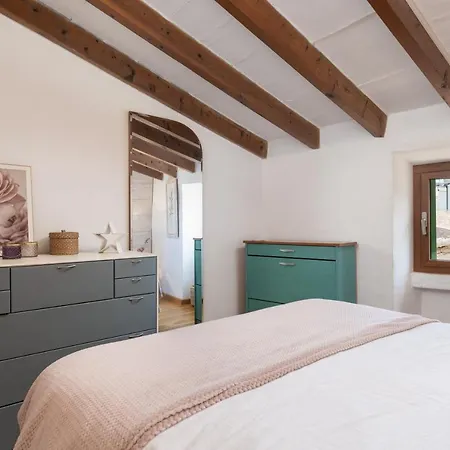 Bona Vista With Mountain Views By Bebreeze 펜션 포엔샤