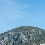 Bona Vista With Mountain Views By Bebreeze Holiday home