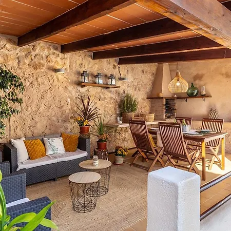 Bona Vista With Mountain Views By Bebreeze Semesterbostad Pollença