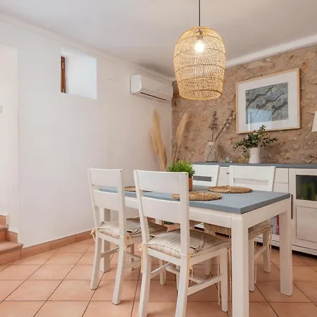 Bona Vista With Mountain Views By Bebreeze Semesterbostad Pollença