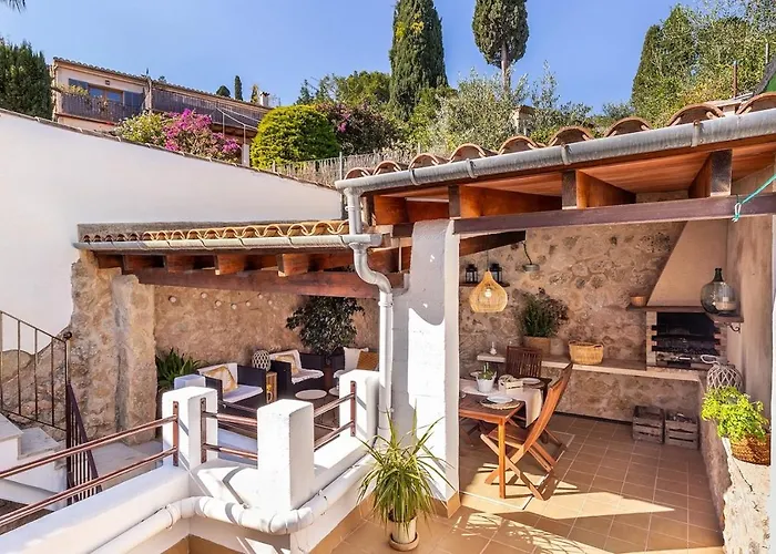 Bona Vista With Mountain Views By Bebreeze Hébergement de vacances Pollença