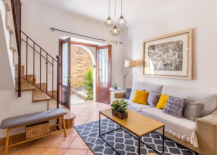 Bona Vista With Mountain Views By Bebreeze Hébergement de vacances Pollença