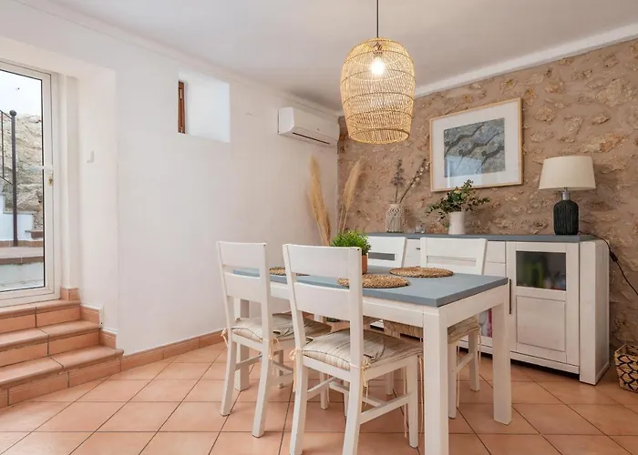 Bona Vista With Mountain Views By Bebreeze Hébergement de vacances Pollença