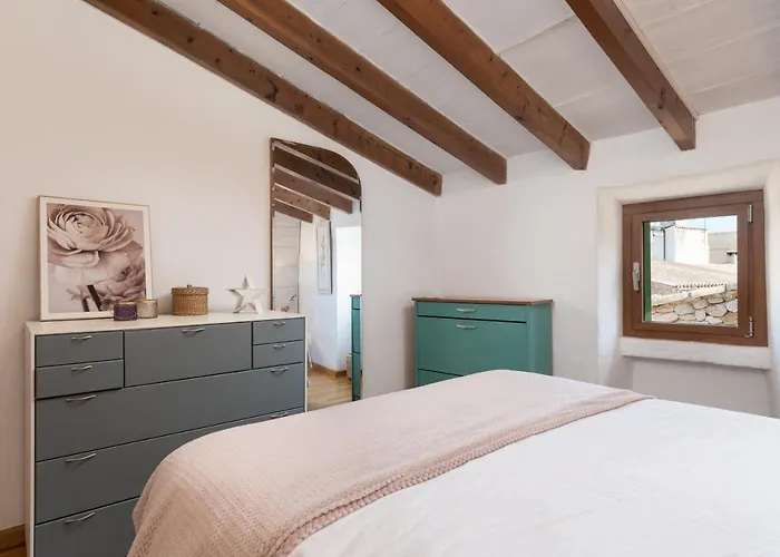 Bona Vista With Mountain Views By Bebreeze Hébergement de vacances Pollença