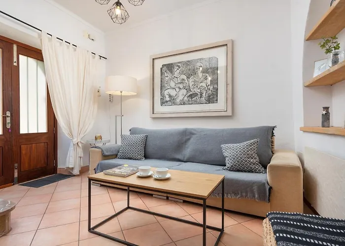 Bona Vista With Mountain Views By Bebreeze Pollença